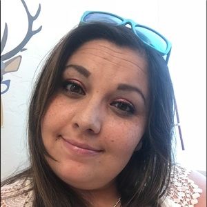 Meet your Posher, Veronica